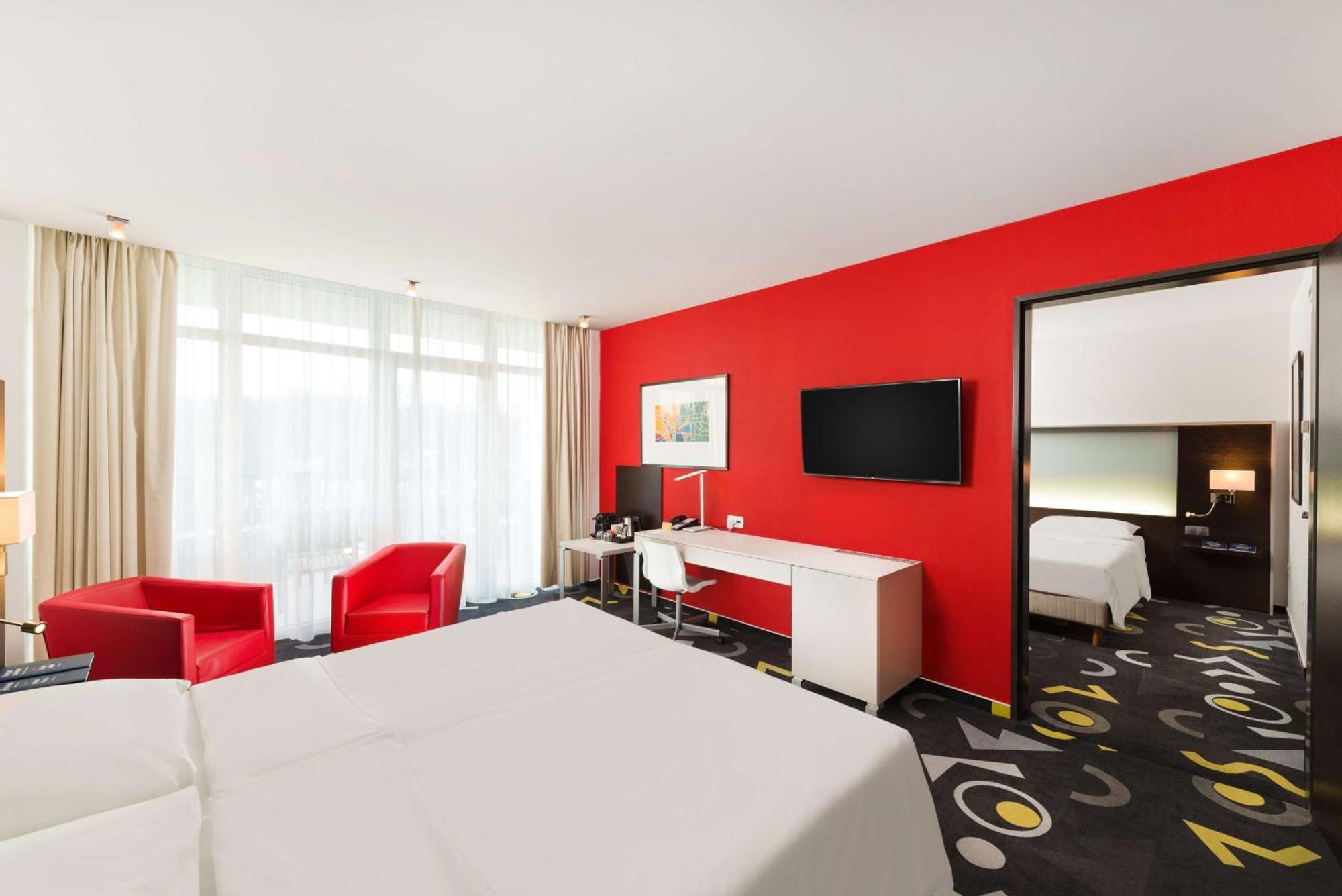 Park By Radisson & Hotel 4*