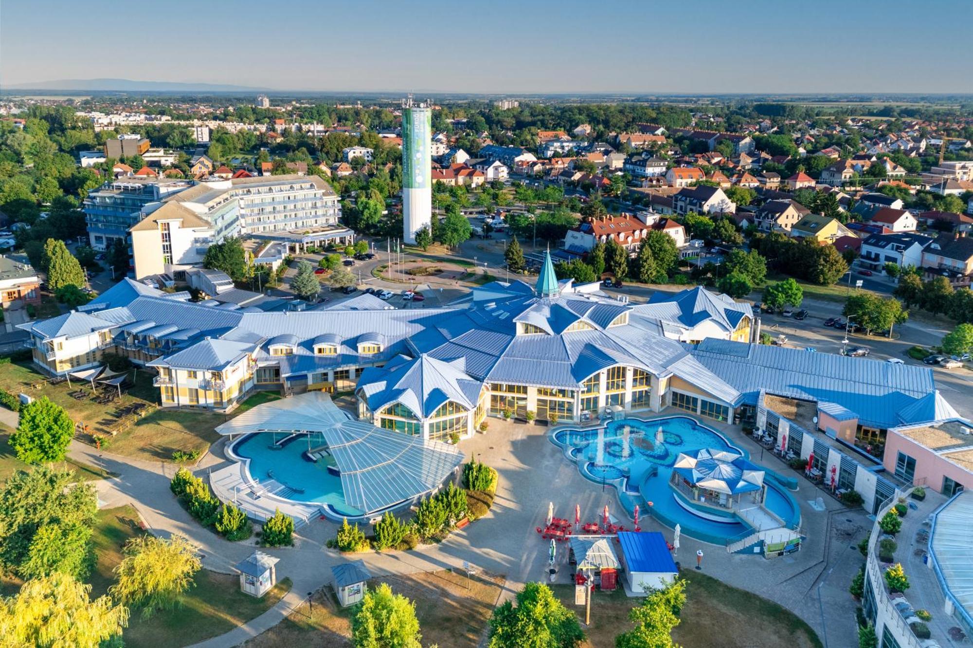 Hotel Park By Radisson & 4*